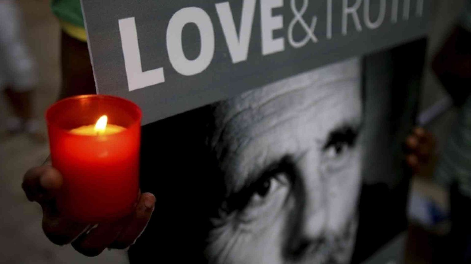 Riflettori su padre Dall'Oglio a quattro anni dal rapimento in Siria