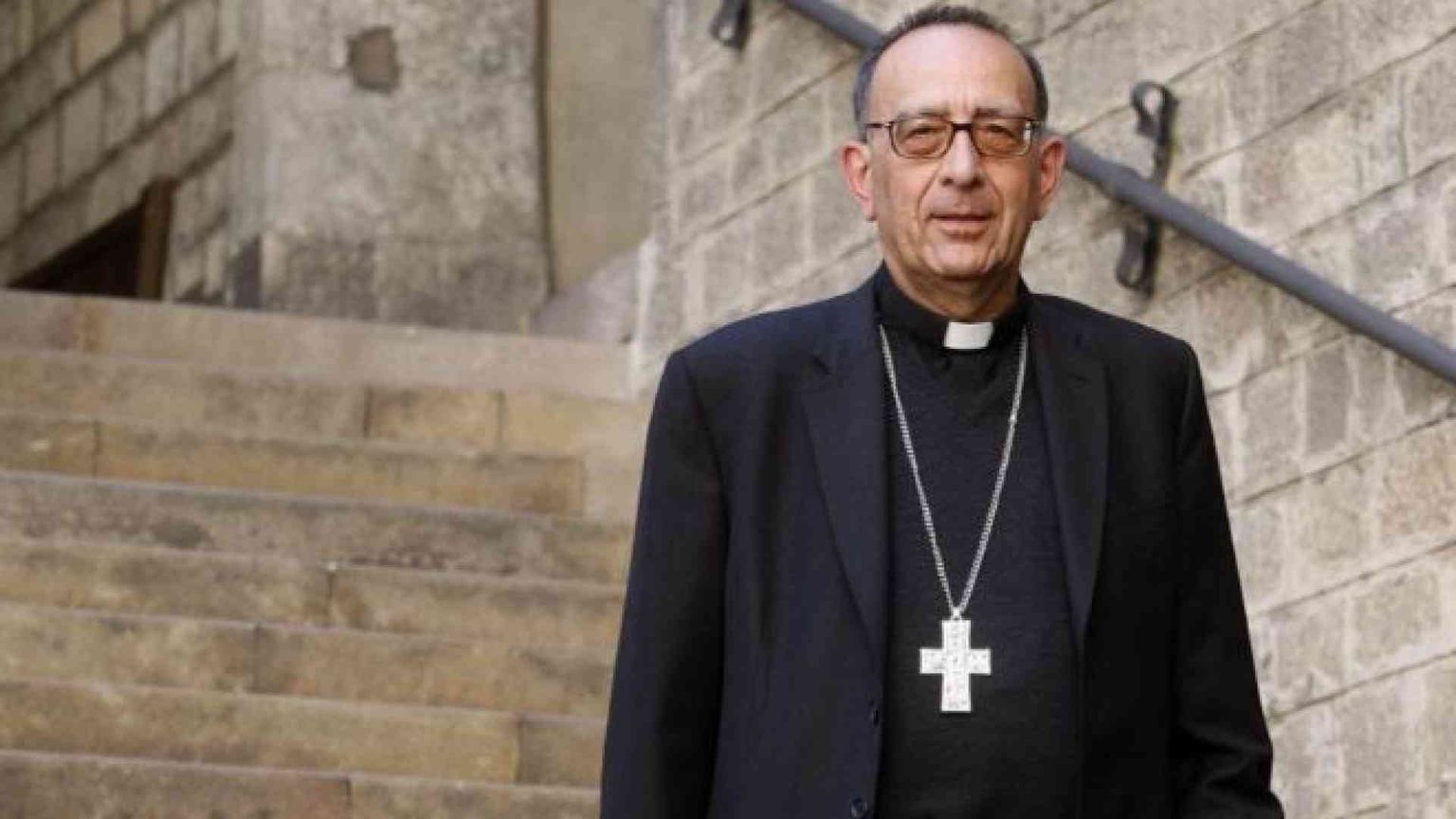 Il cardinale Omella: «Senza motivo la violenza nel nome di una religione»