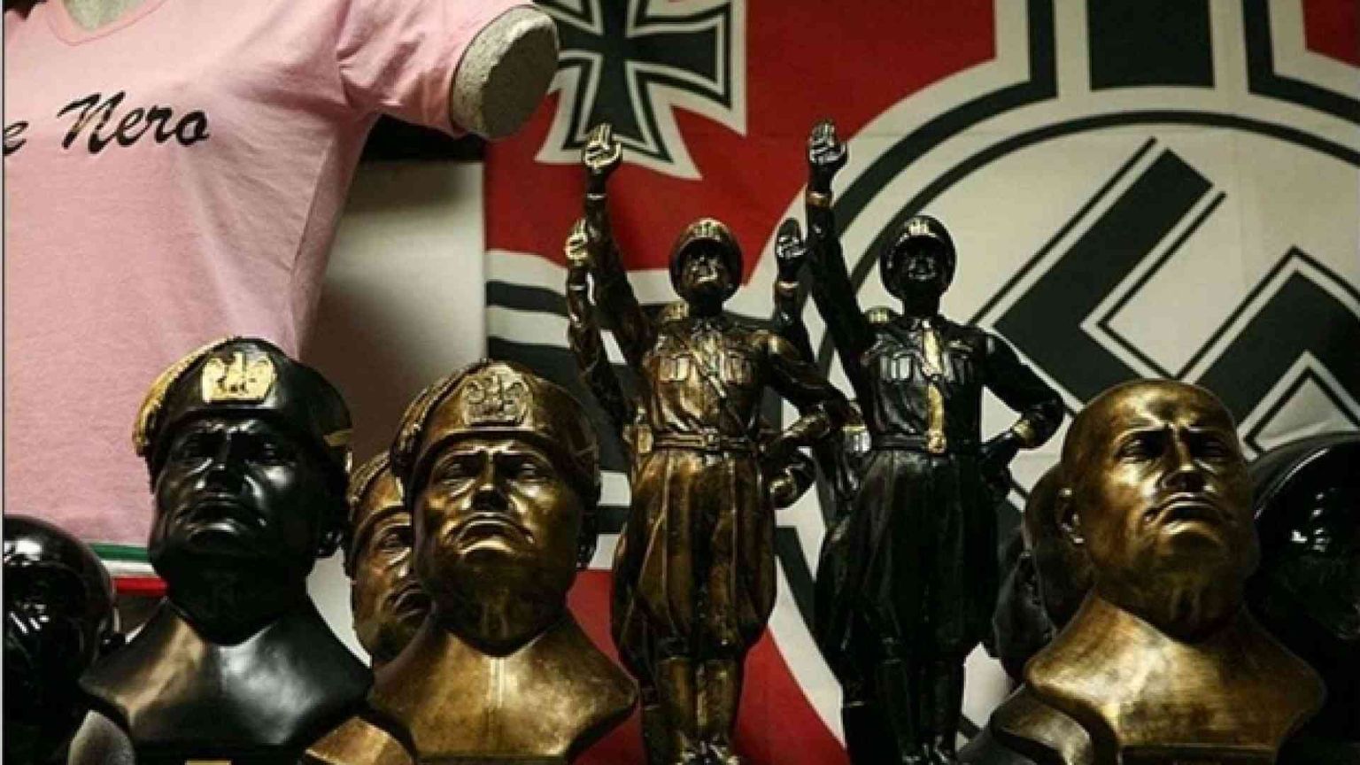 Sulla Rete le pagine «nere» conquistano un milione di nostalgici del Duce