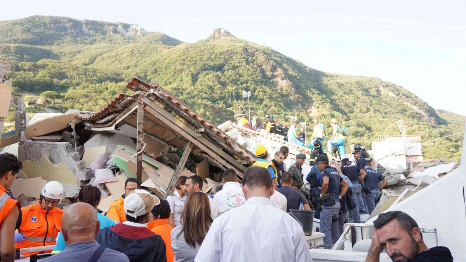 Terremoto a Ischia, colletta di solidarietà in tutte le diocesi campane