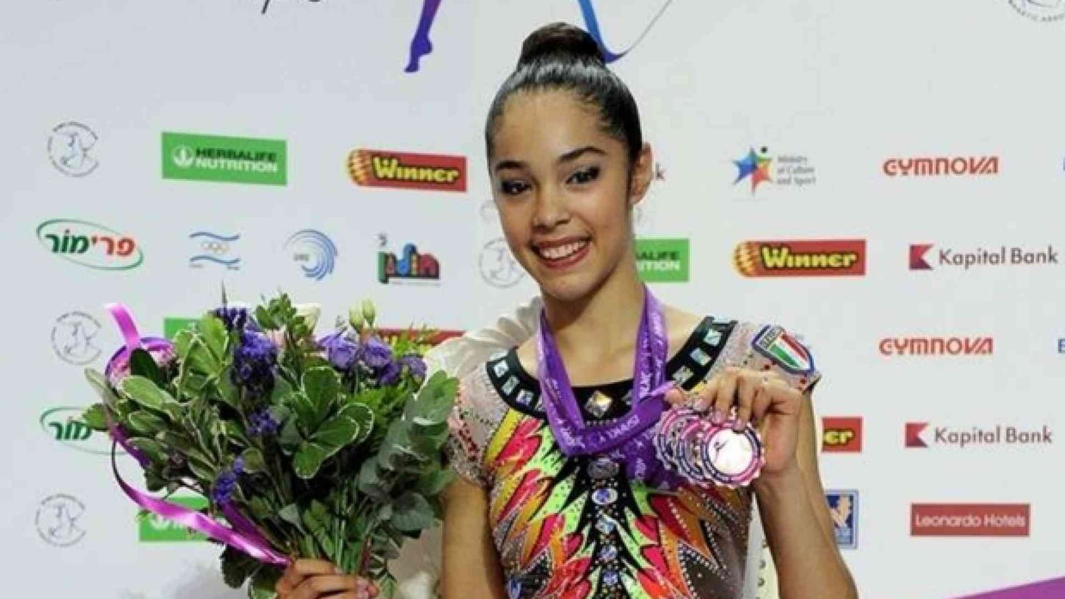 La giovanissima Alexandra, stella della pedana