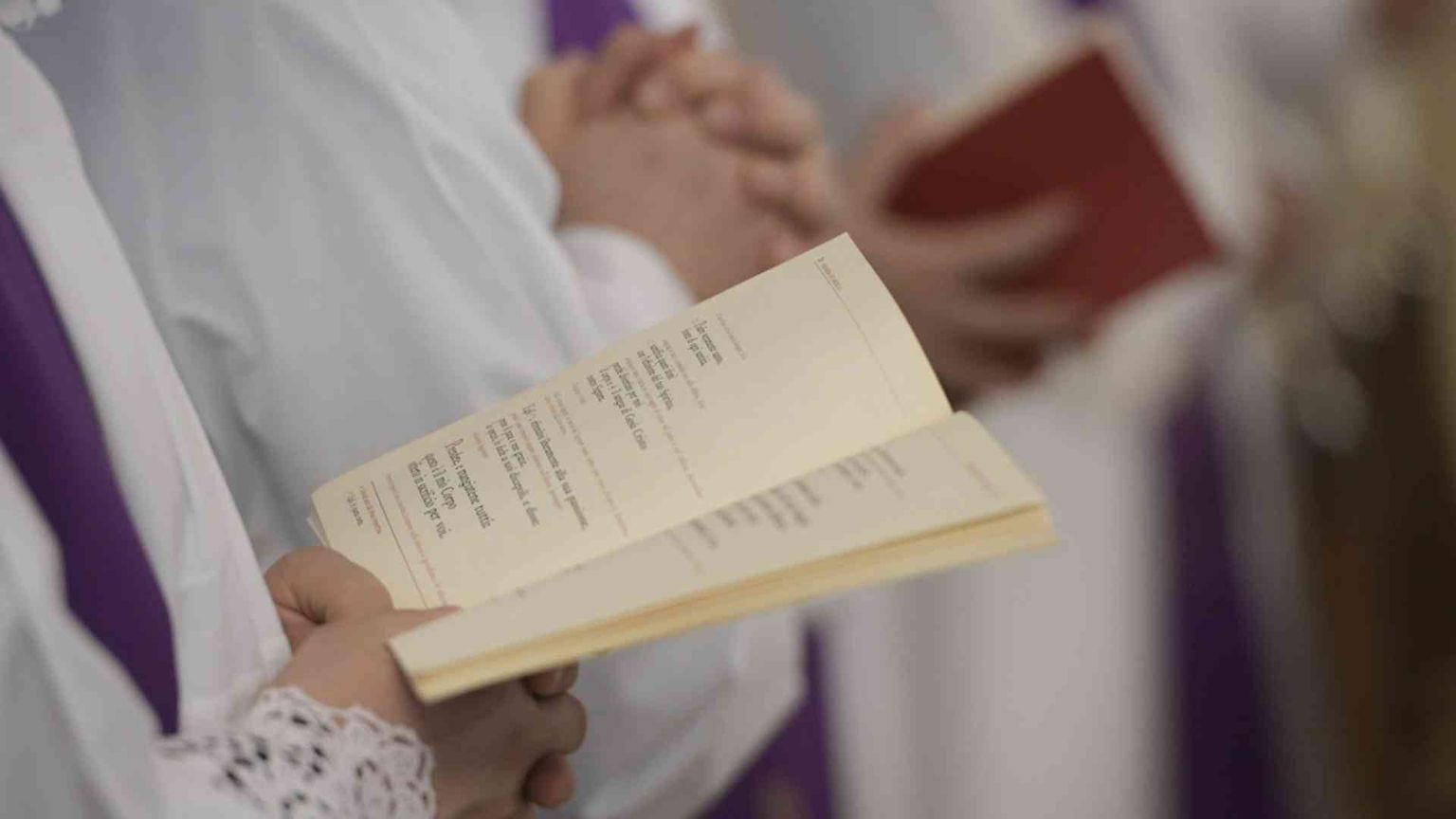 Quando un prete ha un figlio. Le linee guida dei vescovi irlandesi