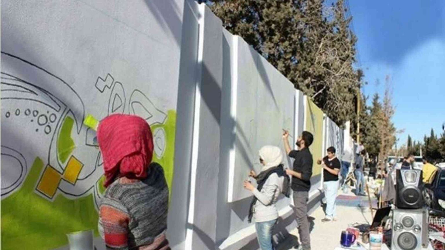 Il vescovo: «Aleppo in macerie cerca il futuro nel perdono»