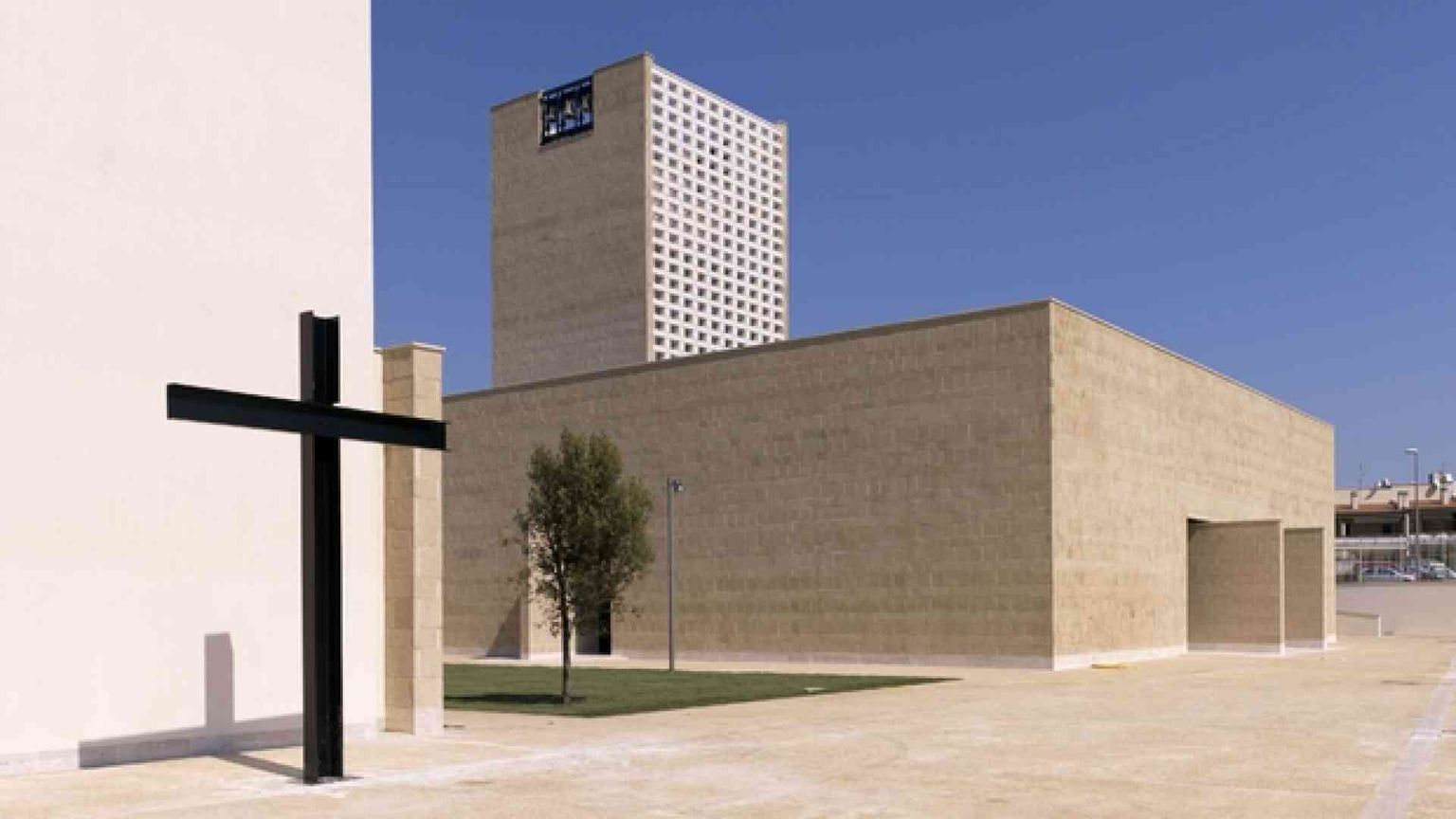 Le chiese e i quartieri: quelle parrocchie fanno centro