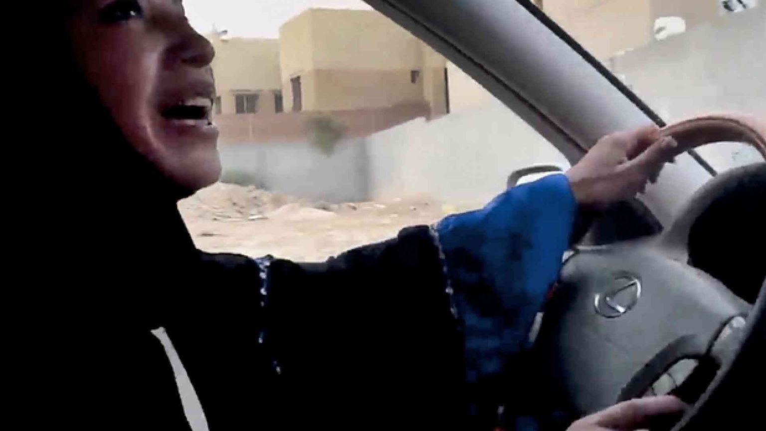 La svolta di re Salman: le donne potranno guidare