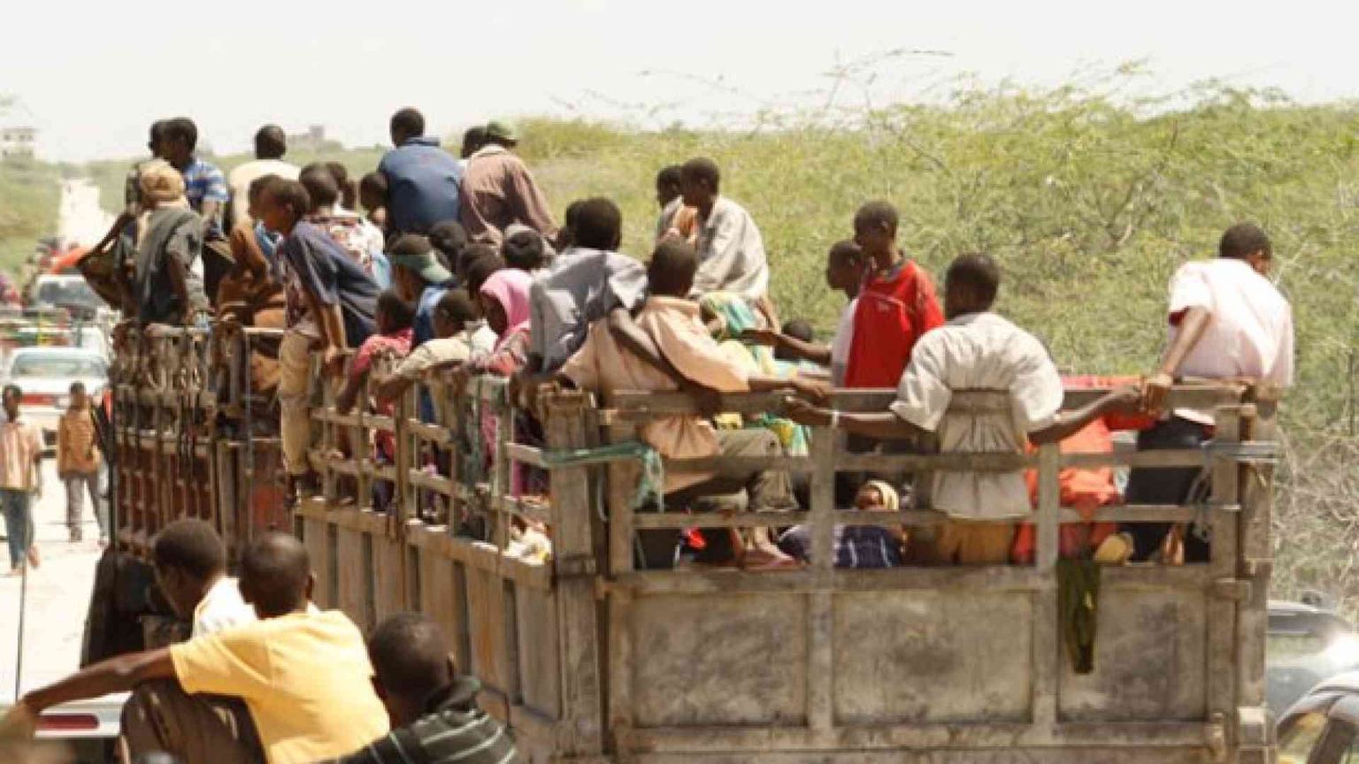 Bambini in fuga dal reclutamento forzato dei jihadisti shabaab, altre stragi