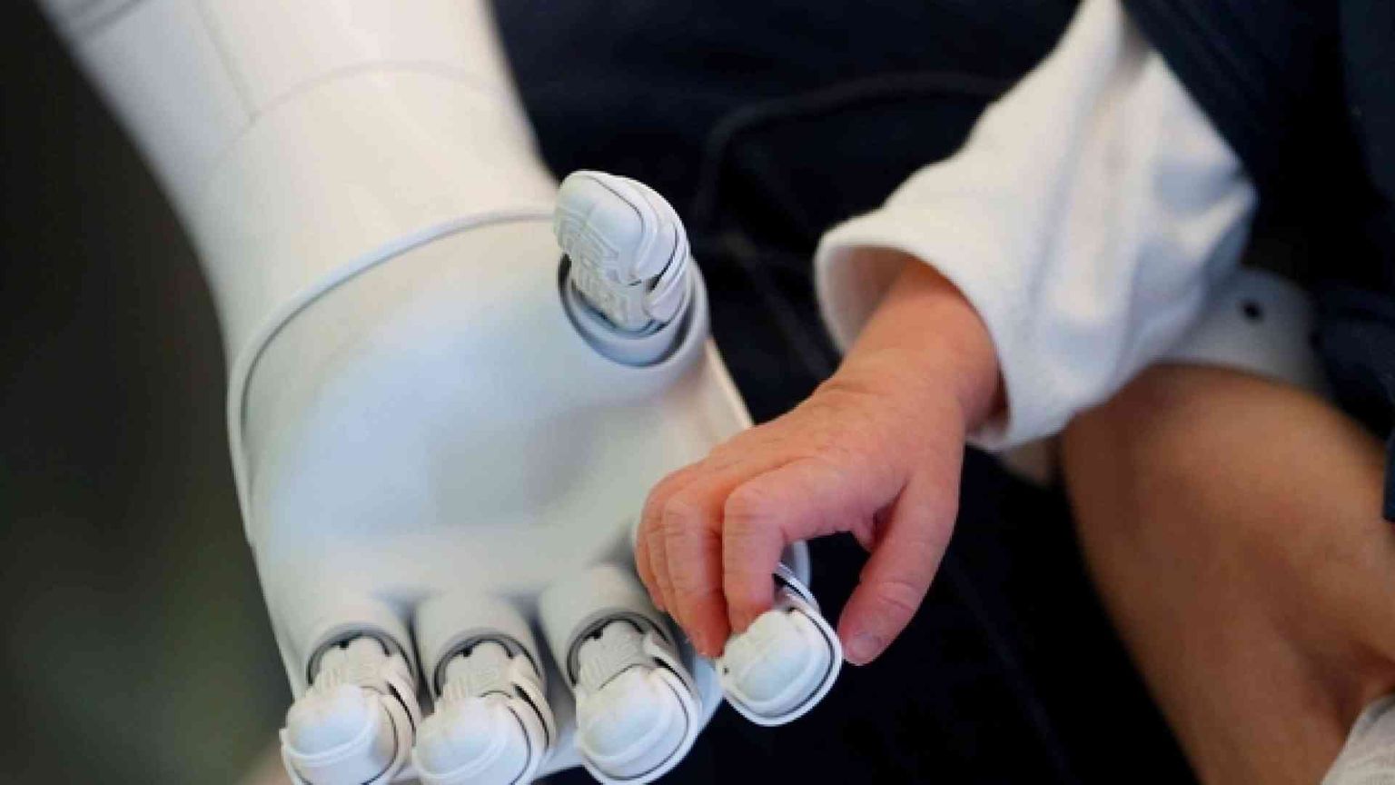 Più robot, più responsabilità