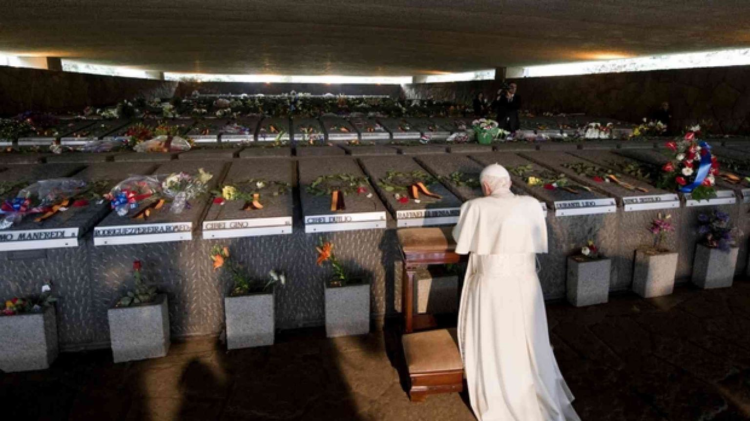 Papa Francesco visiterà le Fosse Ardeatine
