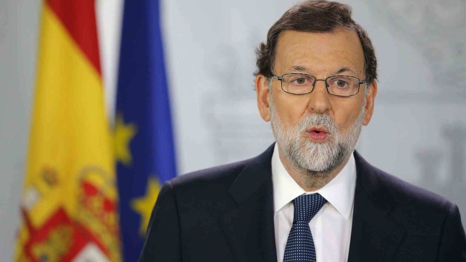 Il premier Rajoy: la Catalogna chiarisca se ha dichiarato l'indipendenza
