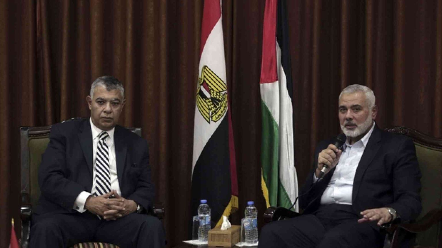 Siglata ufficialmente la pace tra Fatah e Hamas: Abu Mazen presto a Gaza