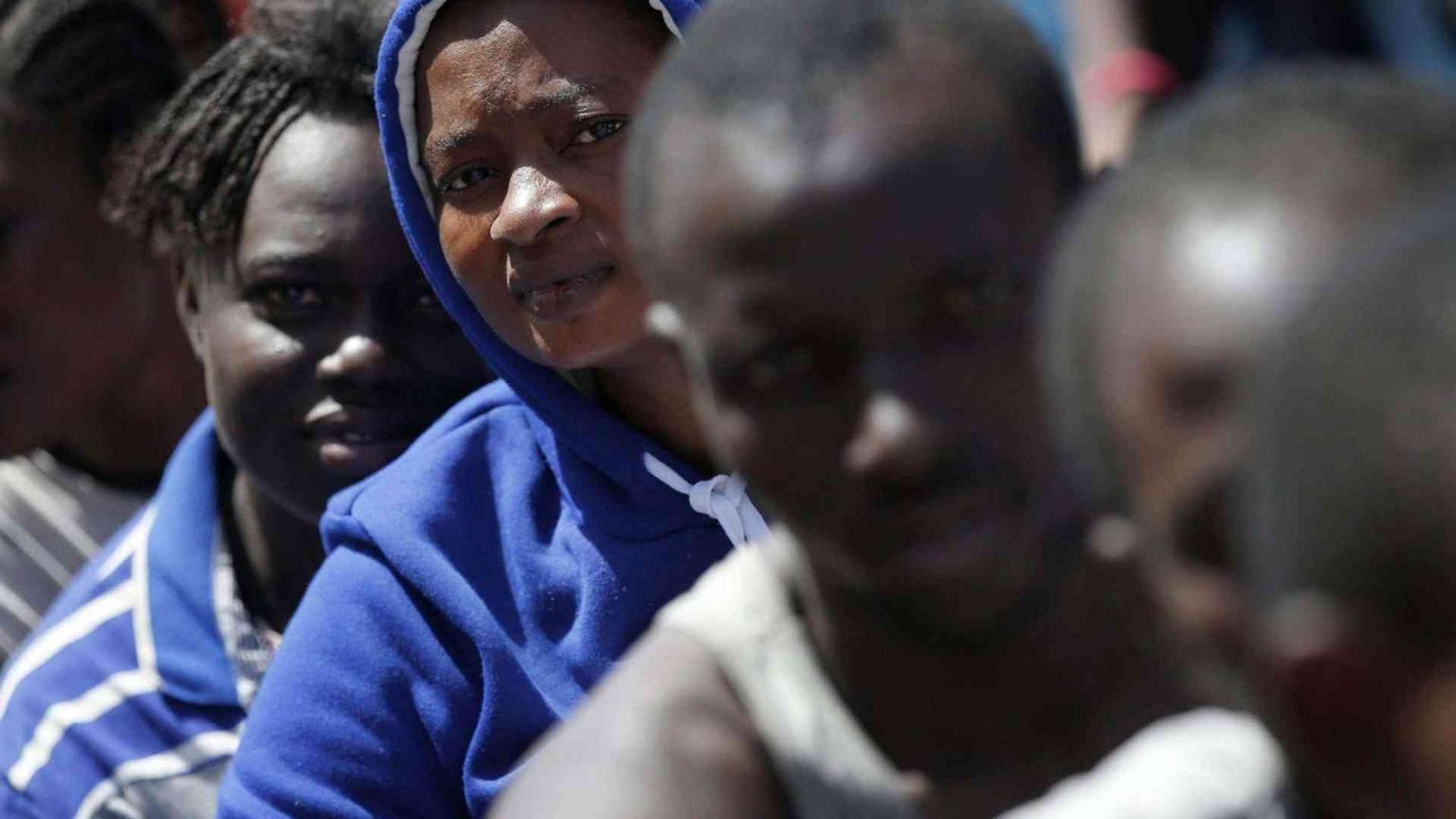 Al via la campagna Cei «Liberi di partire, liberi di restare»