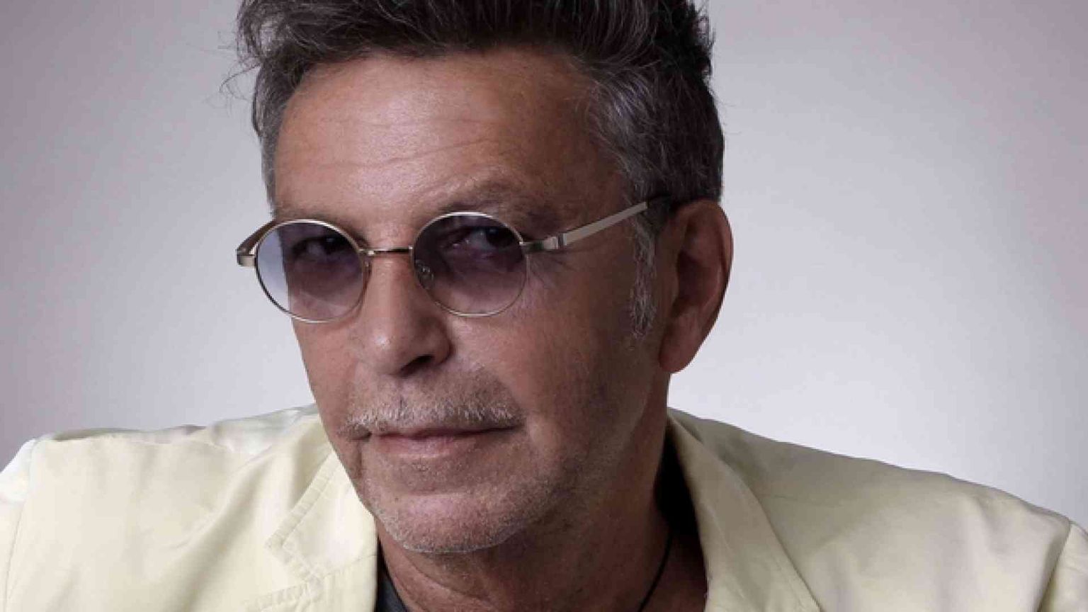 Alan Sorrenti, 40 anni dopo siamo ancora “Figli delle stelle”