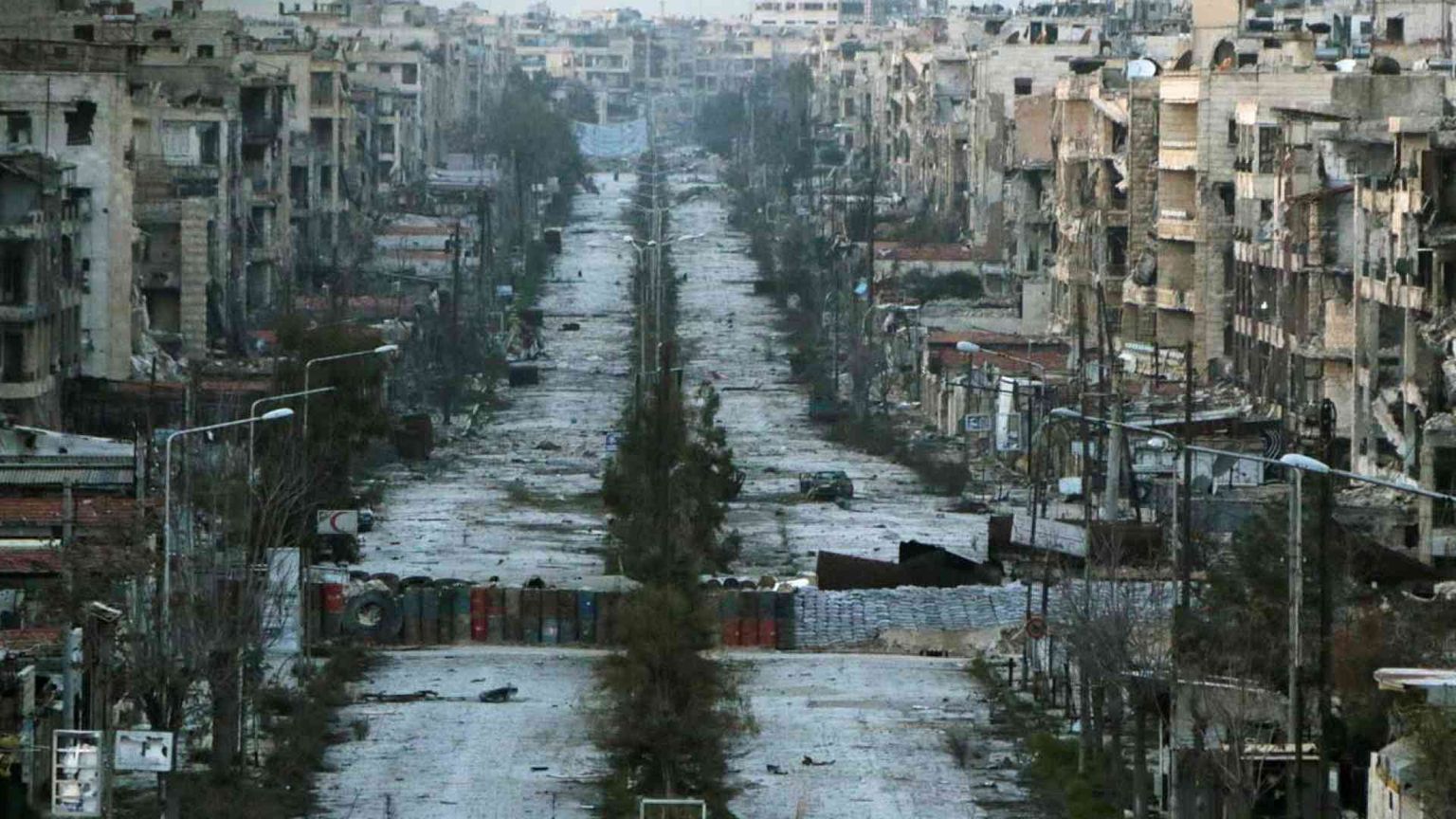 Aleppo riparte tra le macerie