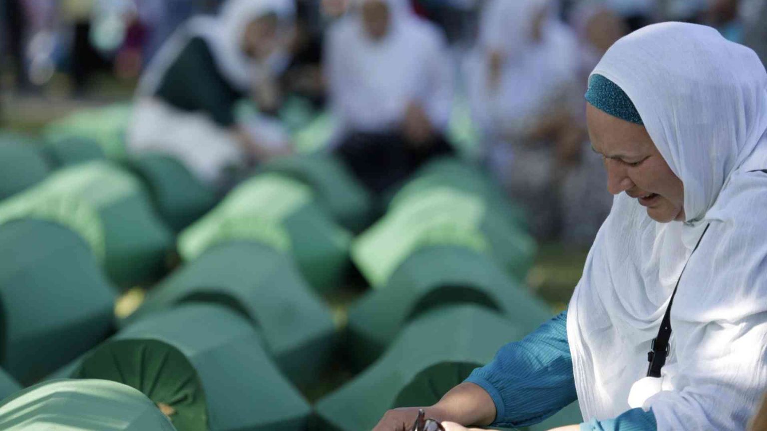 Atroce Srebrenica. (Dedicato a chi non sa)