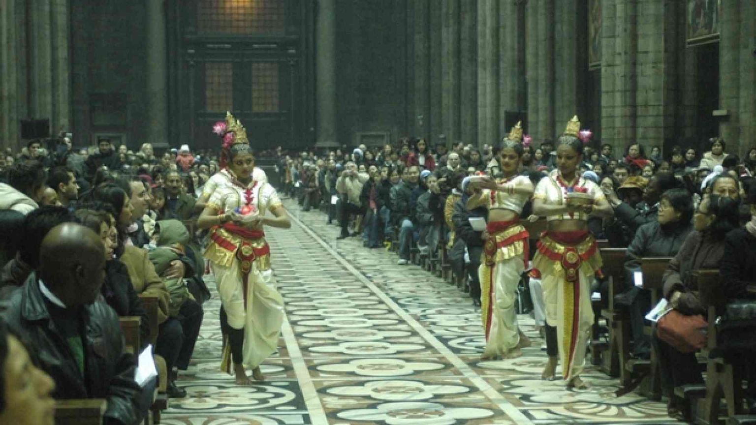 Milano, Delpini convoca un Sinodo sulla «Chiesa dalle genti»