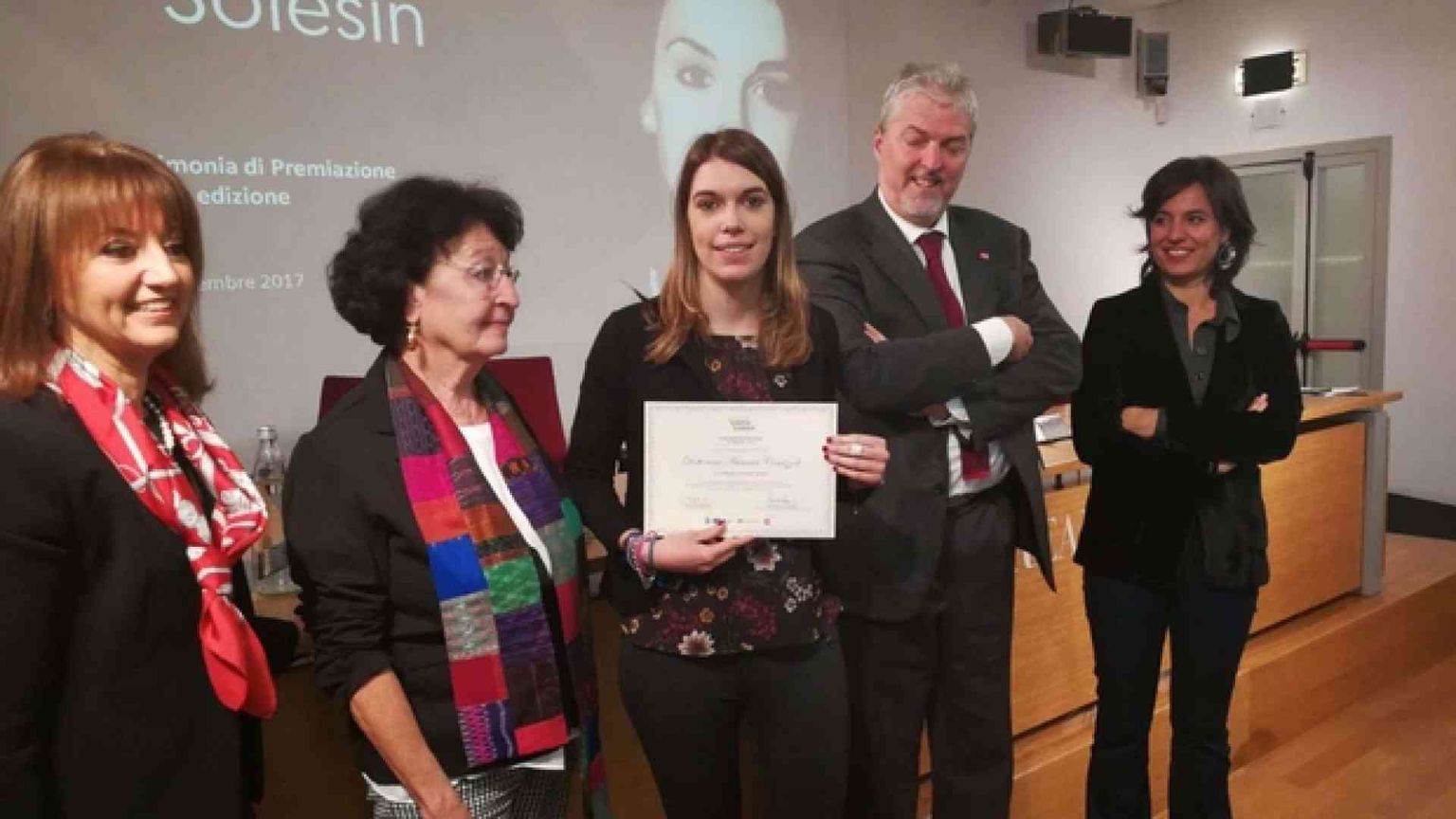 Ai dieci vincitori denaro e stage formativi