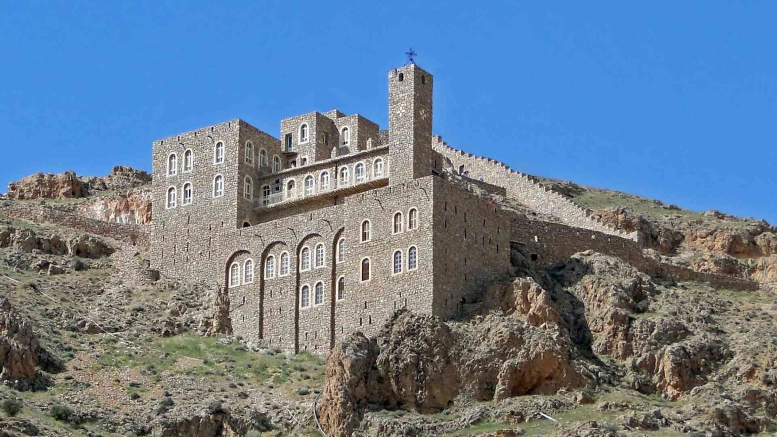 Rifiorisce Deir Mar Musa, il monastero di padre Dall'Oglio