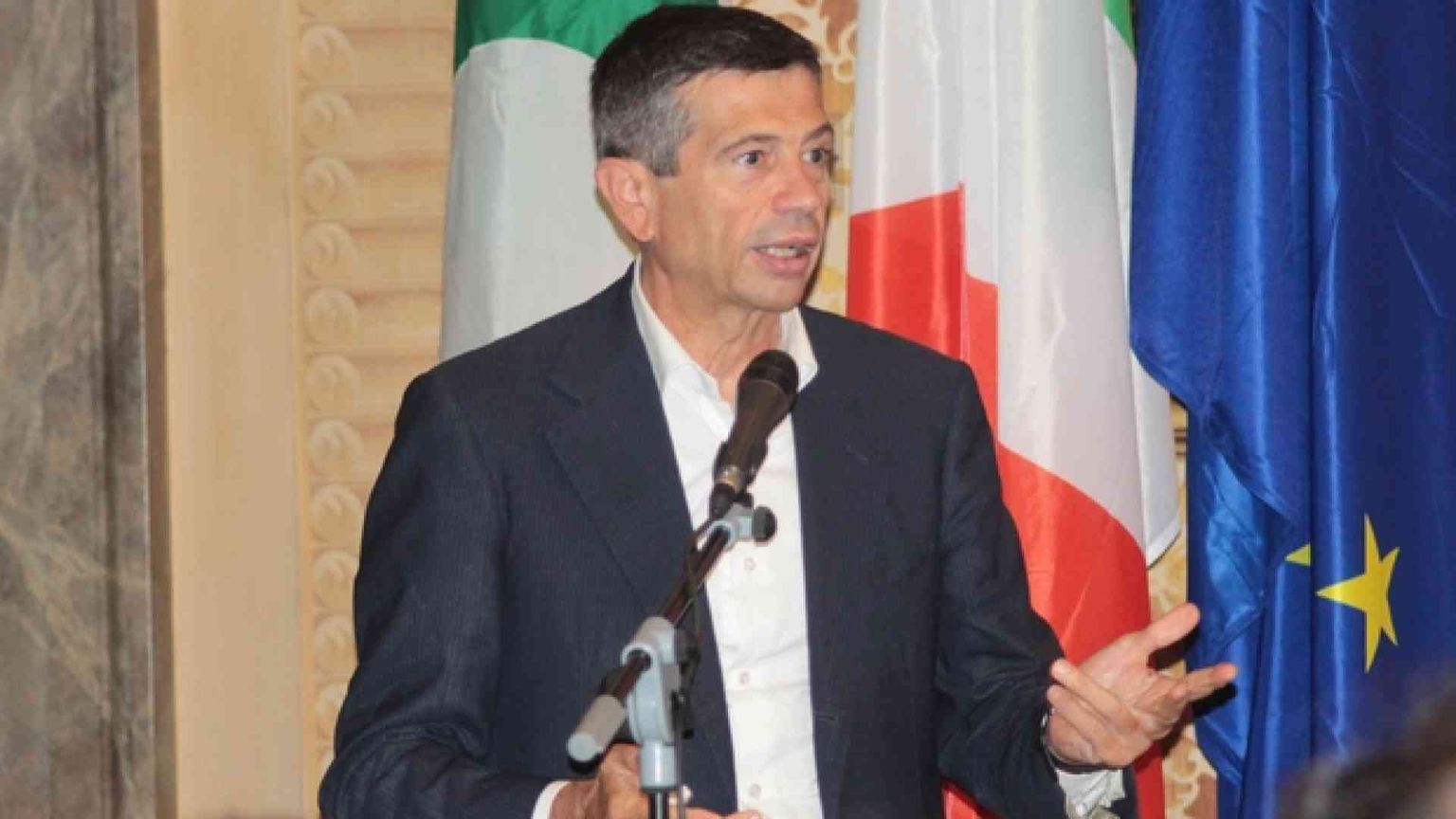 La «quarta gamba» del centrodestra: nasce Noi con l'Italia