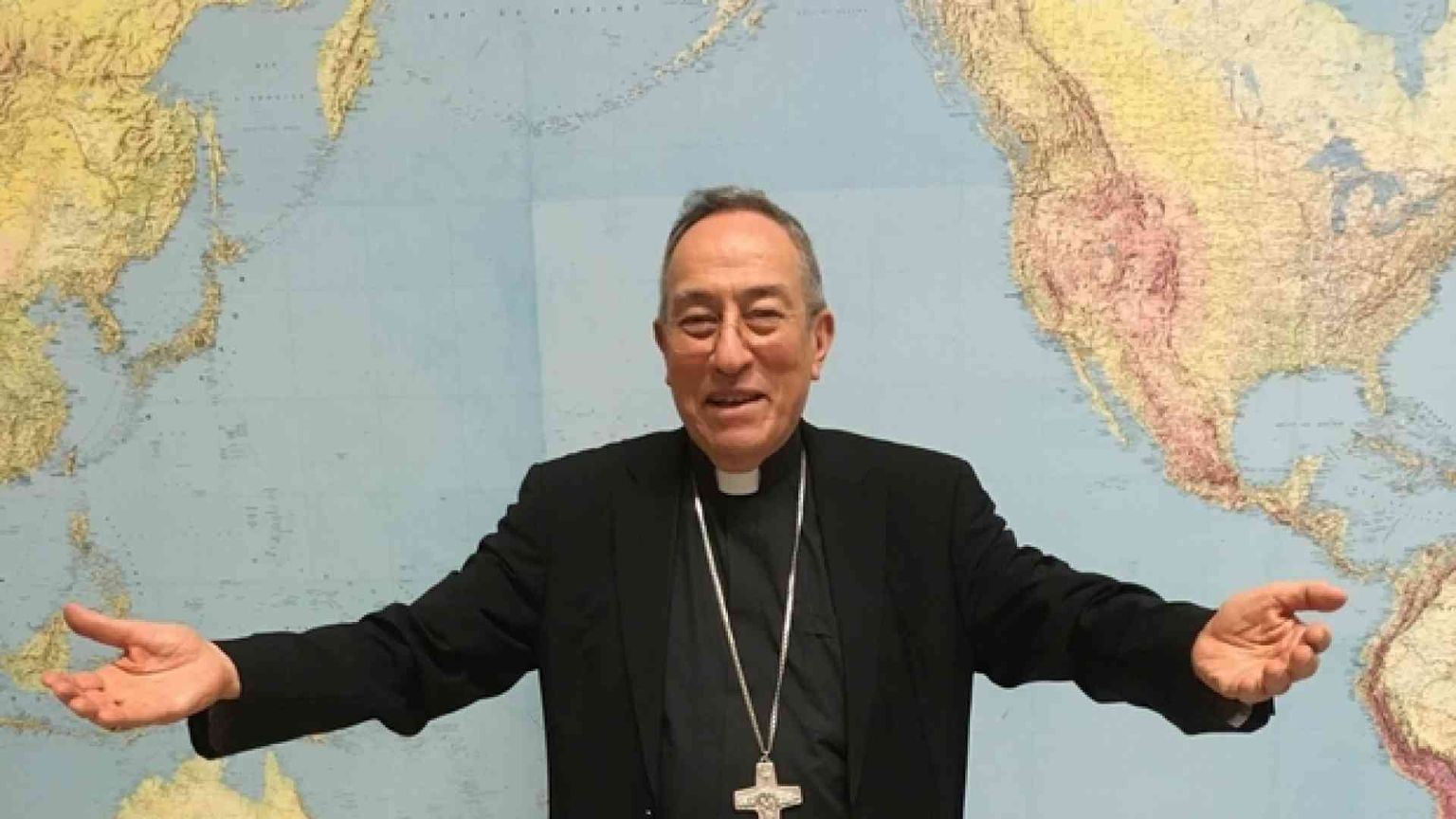Rodriguez Maradiaga: «Falsità sui fondi». E il Papa lo rincuora