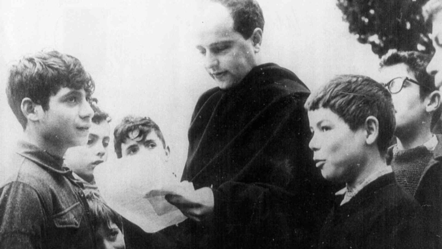 Balducci, Turoldo, Milani: la fedeltà scomoda di quei preti di frontiera