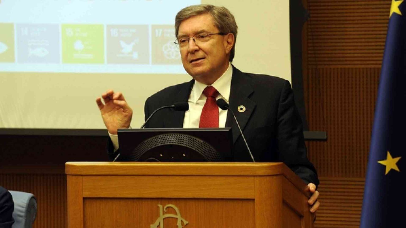 Giovannini: «Sviluppo sostenibile nella Costituzione»