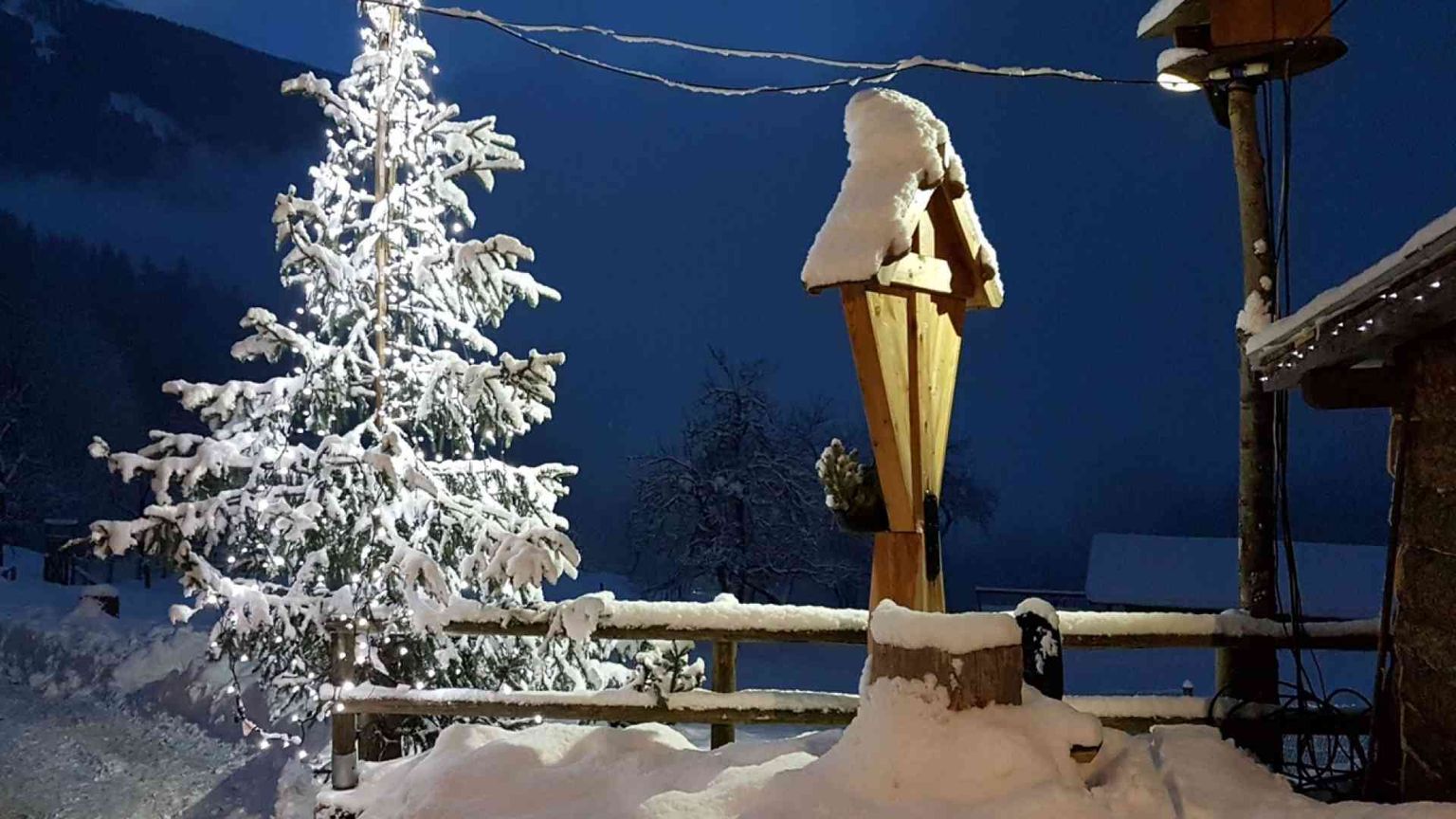 Pimunt, il borgo trentino che si popola di presepi