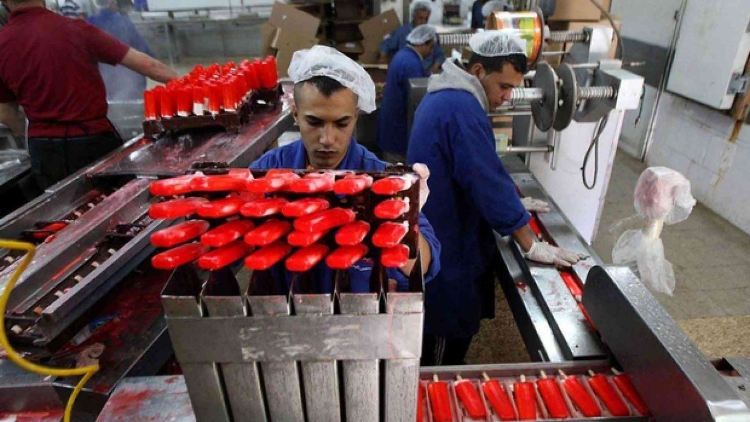 Redistribuire il lavoro: ora si può (e si deve)