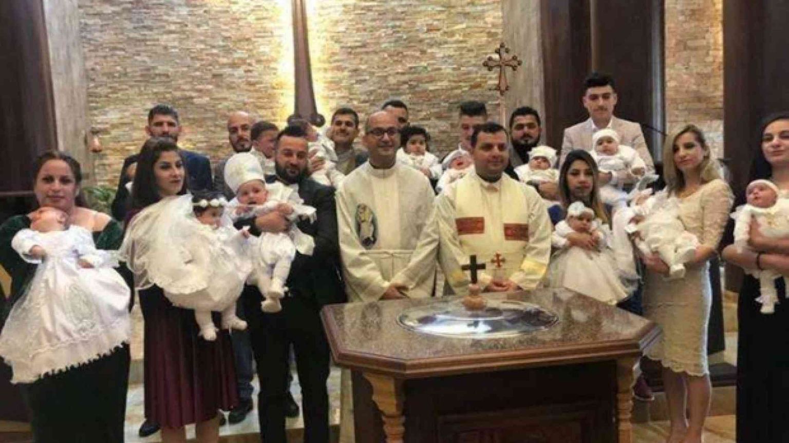 Dopo la persecuzione a Tellesqof i cristiani ripartono con 13 battesimi