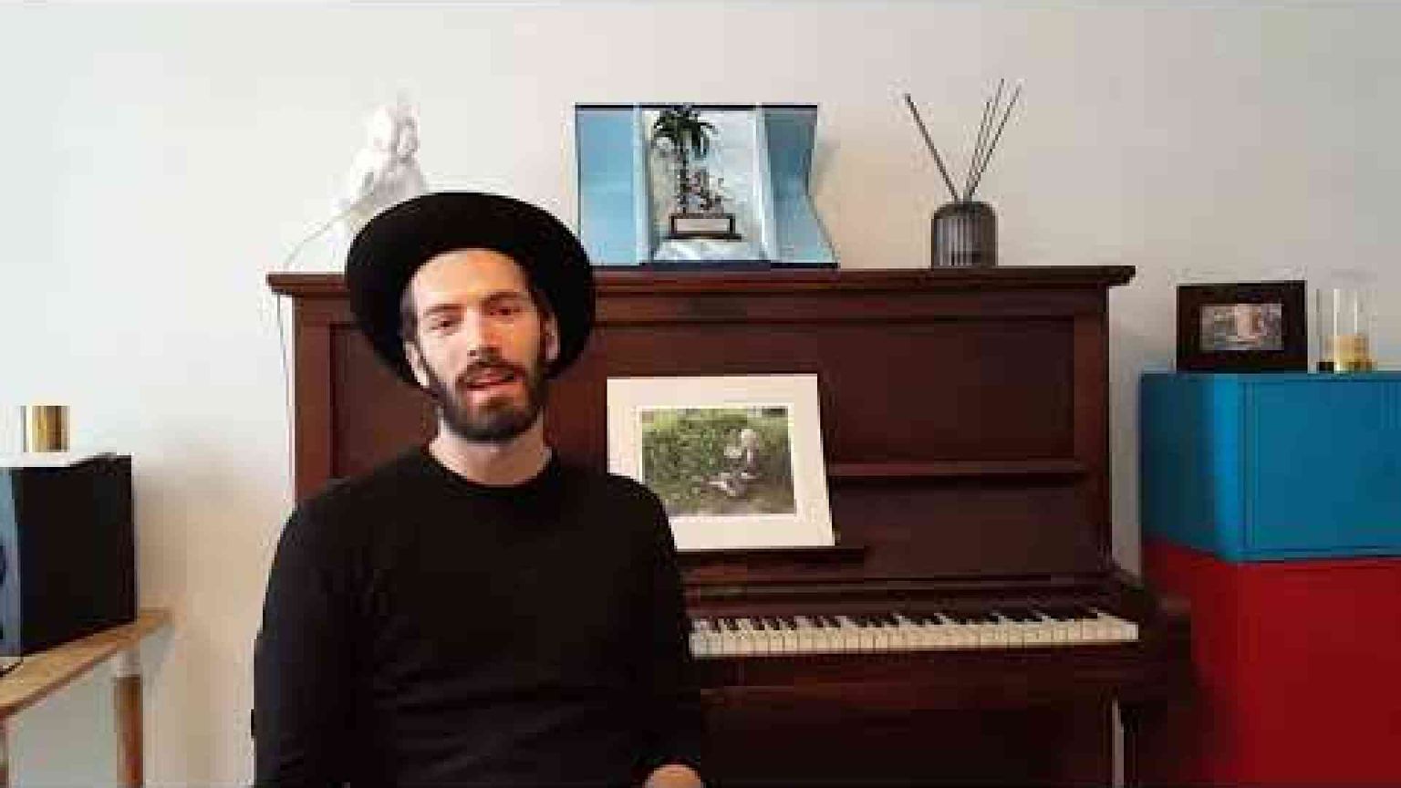 Giovanni Caccamo: «Con Eterno canto l'amore che dura per sempre»