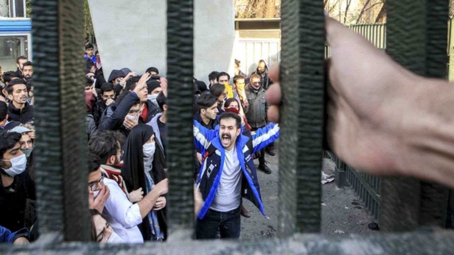 L'Iran, le proteste e un sistema che non riesce a rinnovarsi