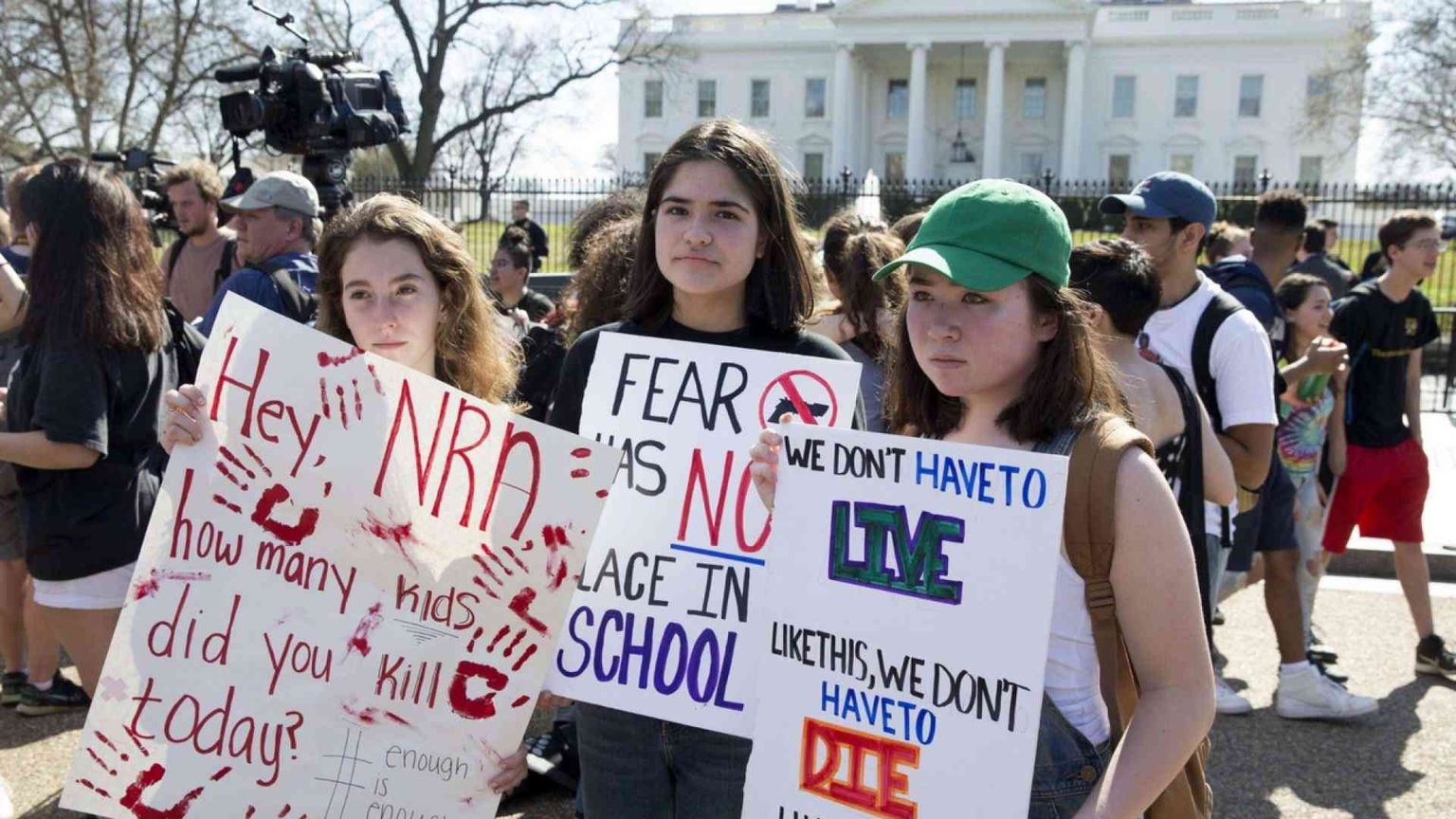 «Mai più»: ragazzi in marcia contro le armi