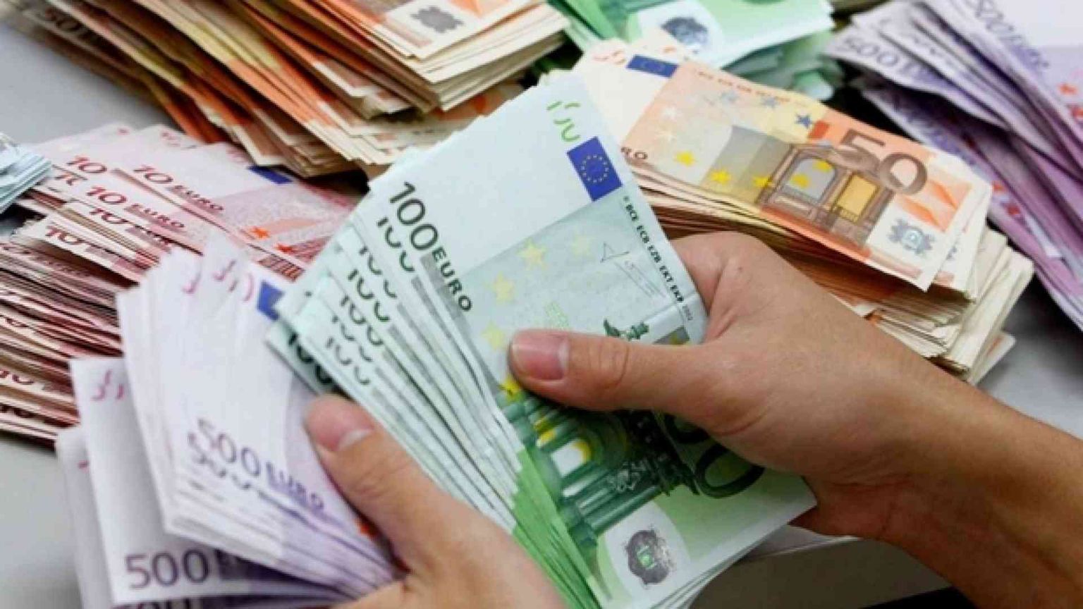 Ma il debito è frutto di interessi (ed evasione)