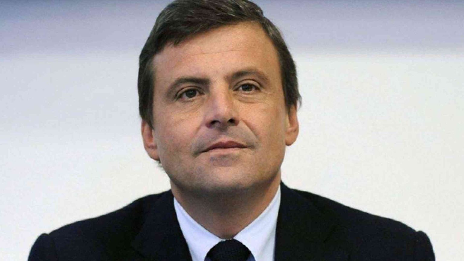 Calenda: serve governo vero. E c’è il fondo crisi d’impresa