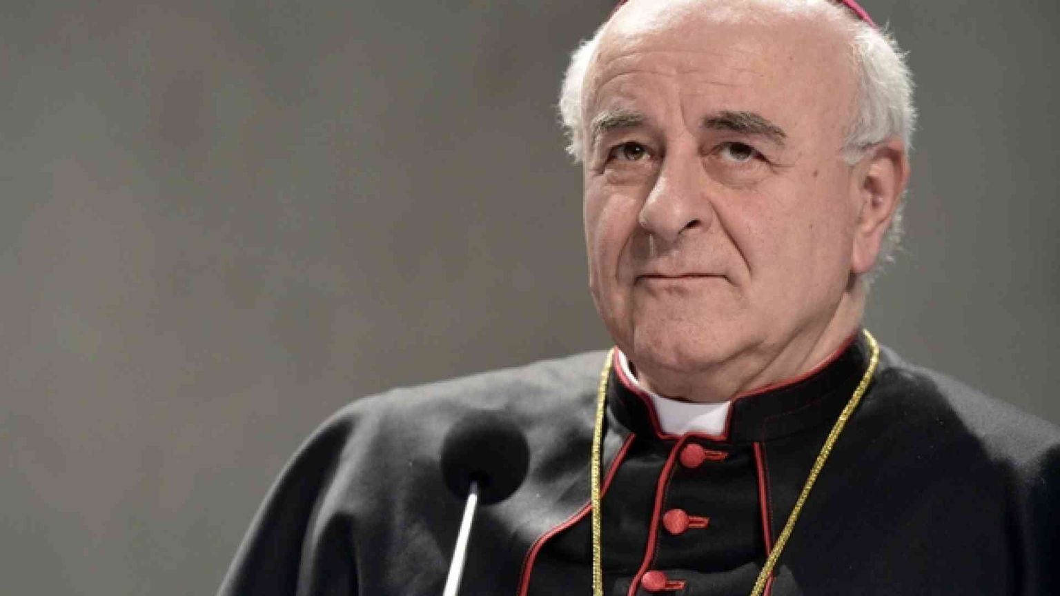 Monsignor Paglia: non c'è spazio per l'eutanasia