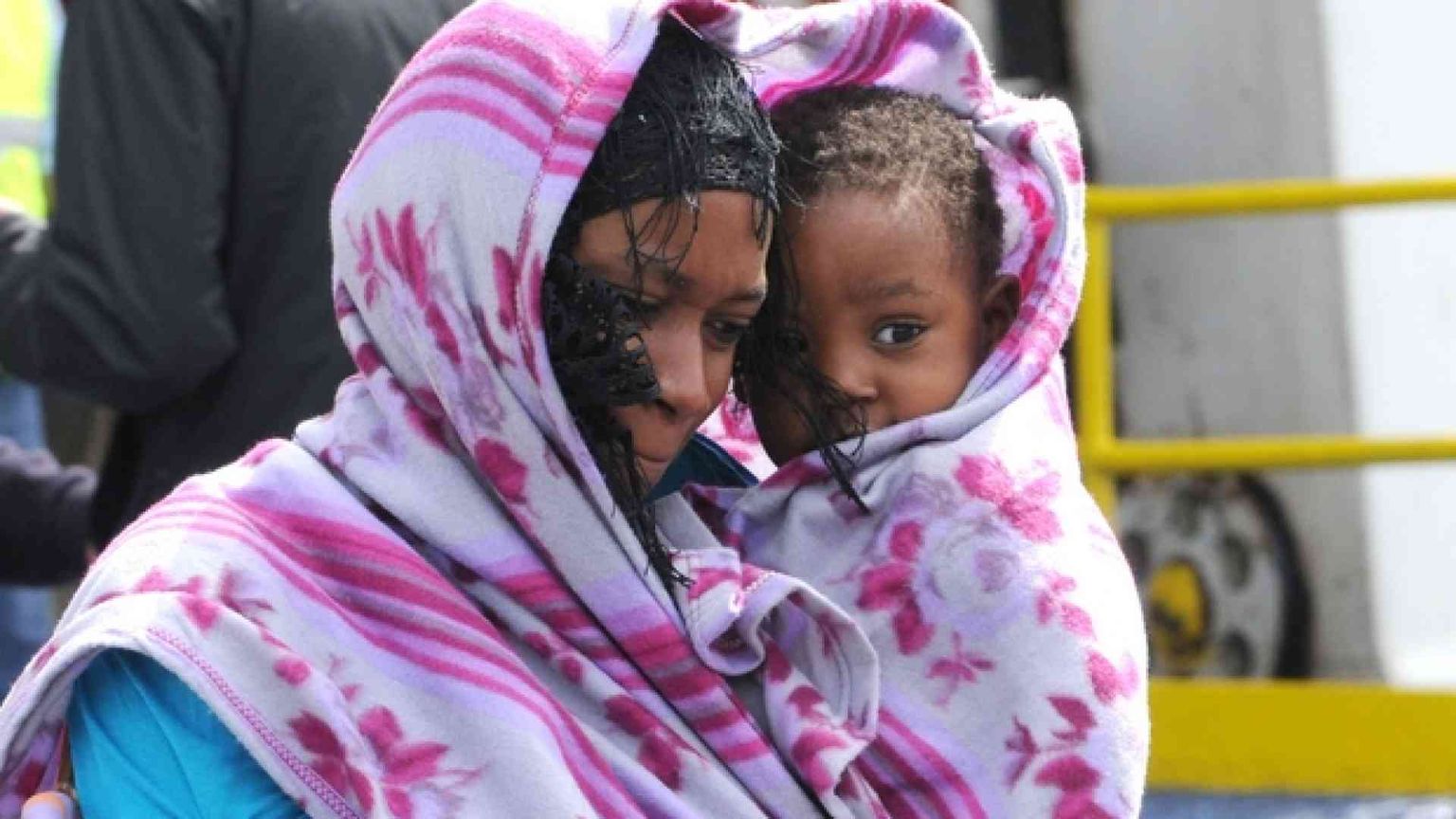 I primi 10 progetti finanziati dalla Cei per aiutare i migranti a casa loro e qui