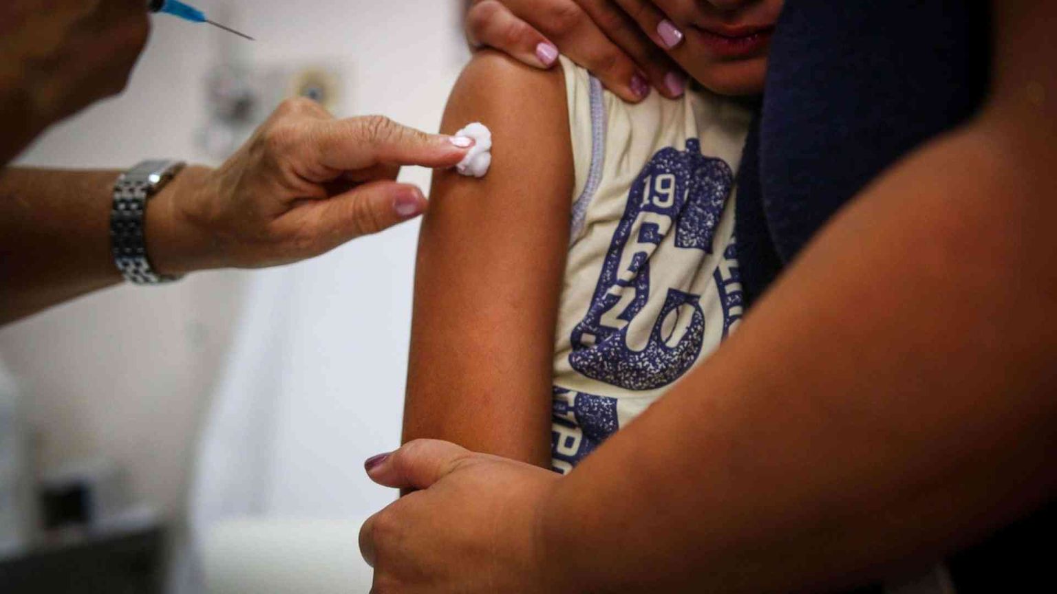 Vaccini, ecco chi resta fuori dall'asilo. «Copertura al 95%»