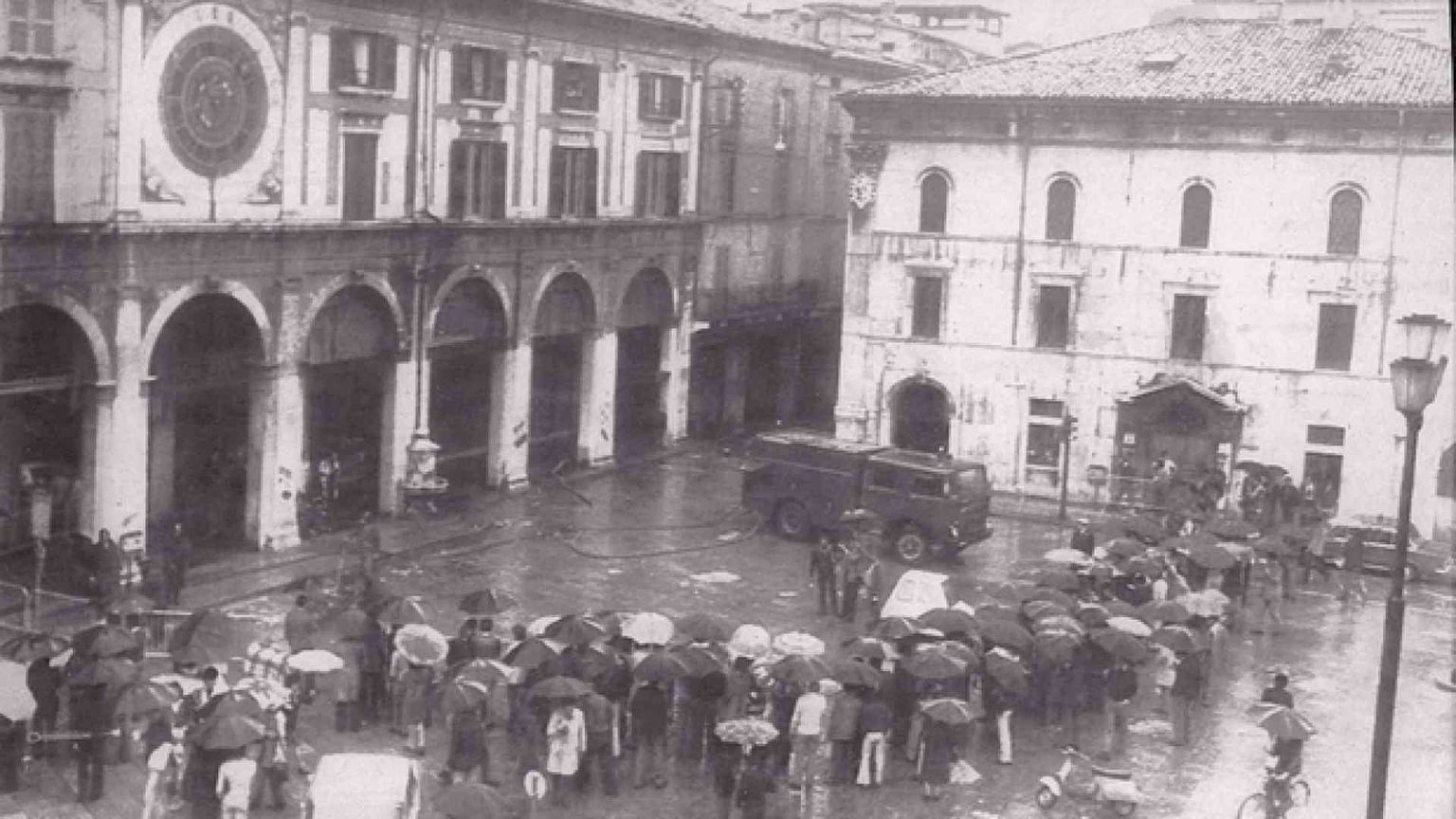 1974 - Stragi e austerità, l’Italia vive in «guerra»