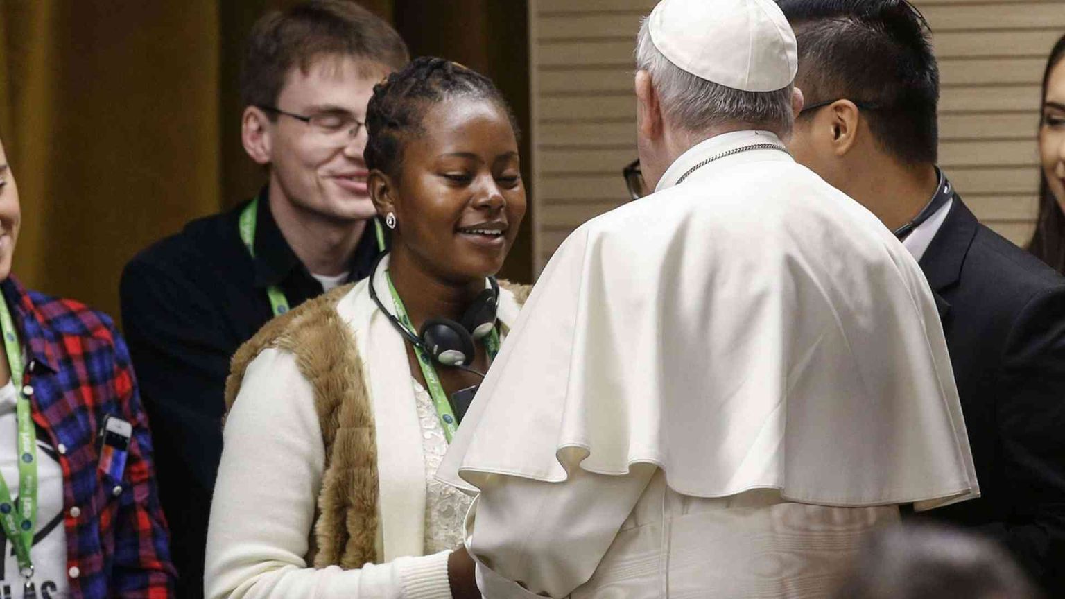 Il Papa: giovani troppo spesso soli, ma vanno presi sul serio