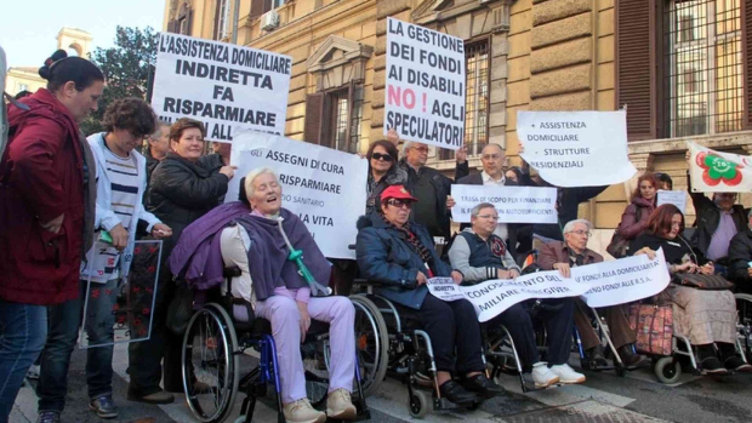 «Non voglio più vivere». Malato di Sla muore sedato