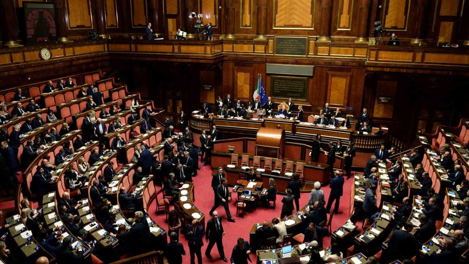 Il centrodestra si spacca sulla presidenza del Senato. Ipotesi M5s-Lega