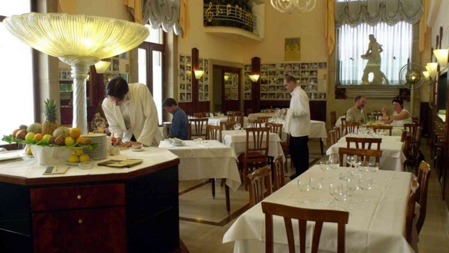 Ristorazione, una piattaforma contro il lavoro nero