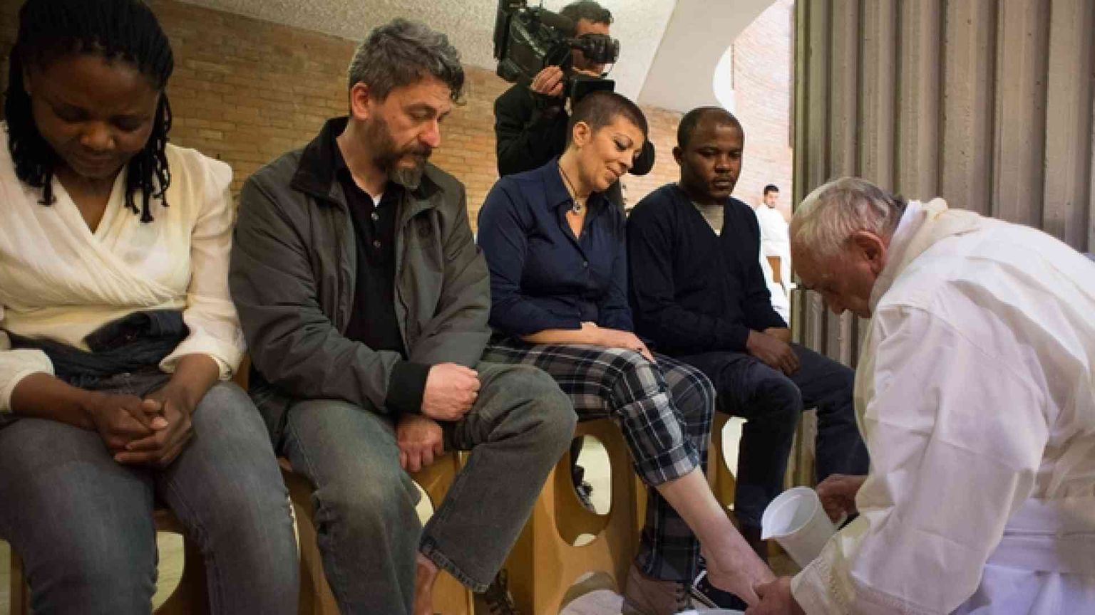 Il cappellano del Regina Coeli: il Papa atteso anche dai musulmani