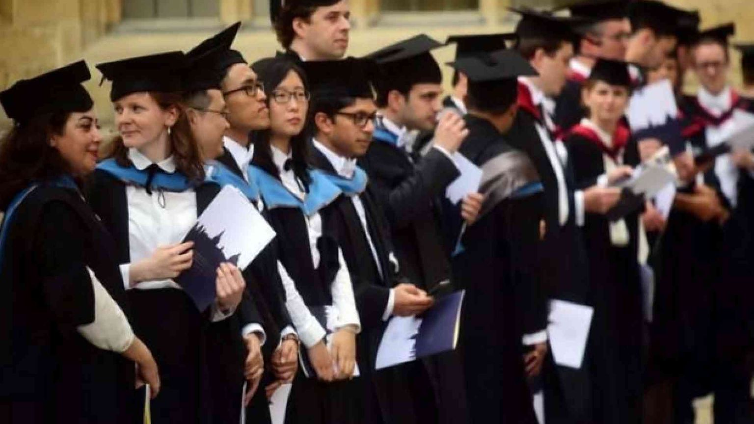 «Clienti» all'università. Più tasse e qualità peggiorata