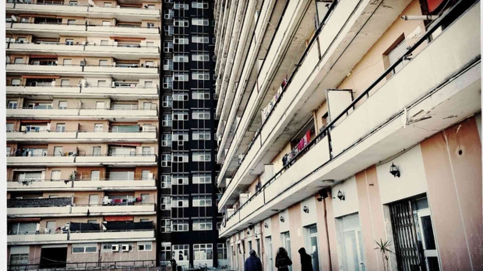 Viaggio tra i tremila invisibili dell'Hotel House