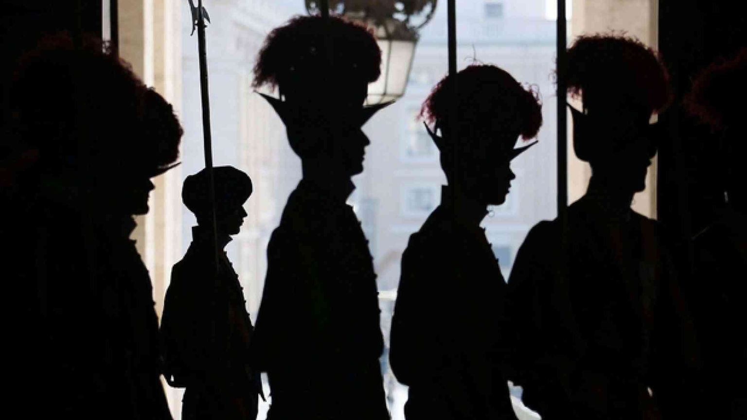 Arrestato diplomatico ecclesiastico accusato di pedopornografia