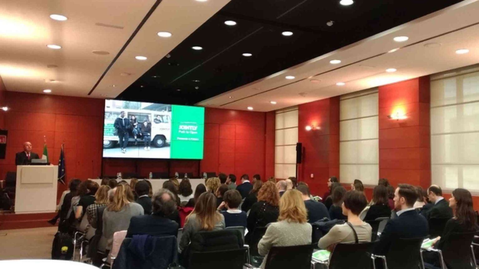 Orientare i giovani aumenta la fiducia e riduce i costi sociali