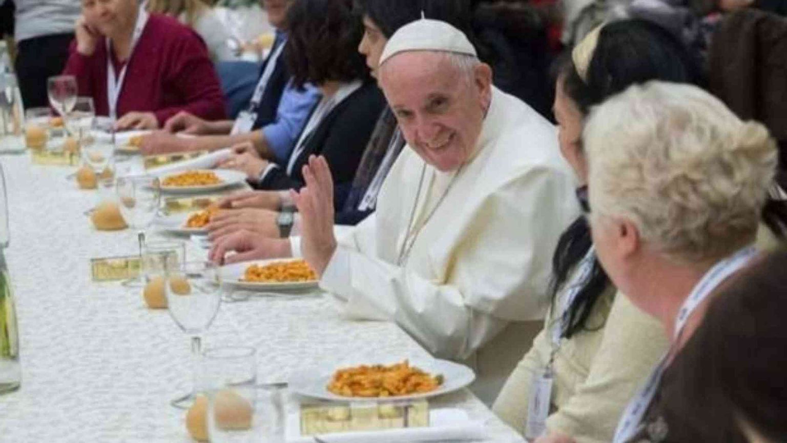 Papa Francesco alle Caritas diocesane: sempre più vicini agli ultimi