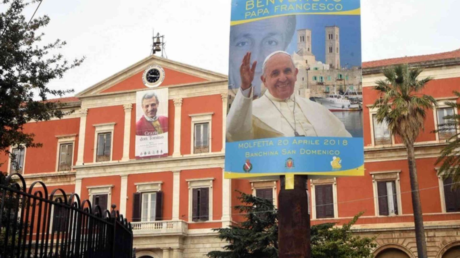 Domani il Papa nei luoghi di don Tonino Bello
