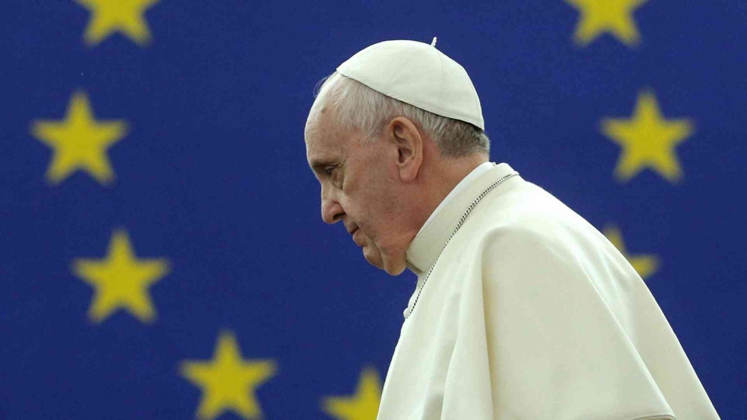 Dominique Wolton: «Papa Francesco dà la sveglia all'Europa»