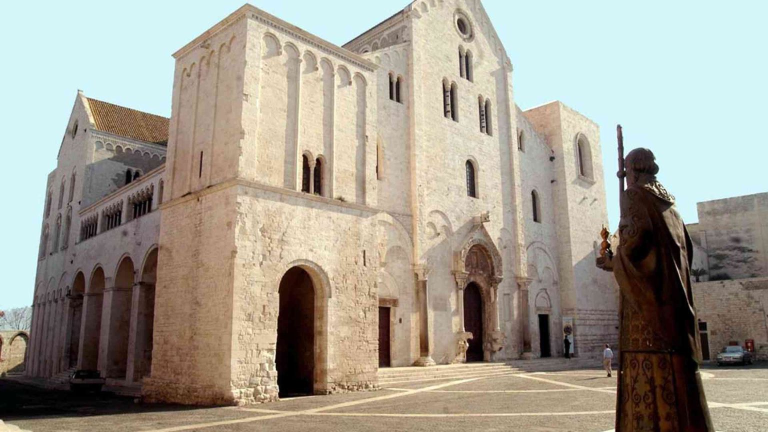 Papa Francesco a Bari il 7 luglio: incontro ecumenico per pace in Medio Oriente